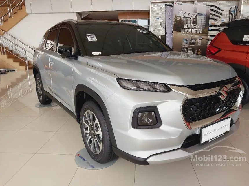 Jual Mobil Suzuki Grand Vitara 2024 MHEV GX Two Tone 1.5 di Banten Automatic SUV Silver Rp 323.900.000