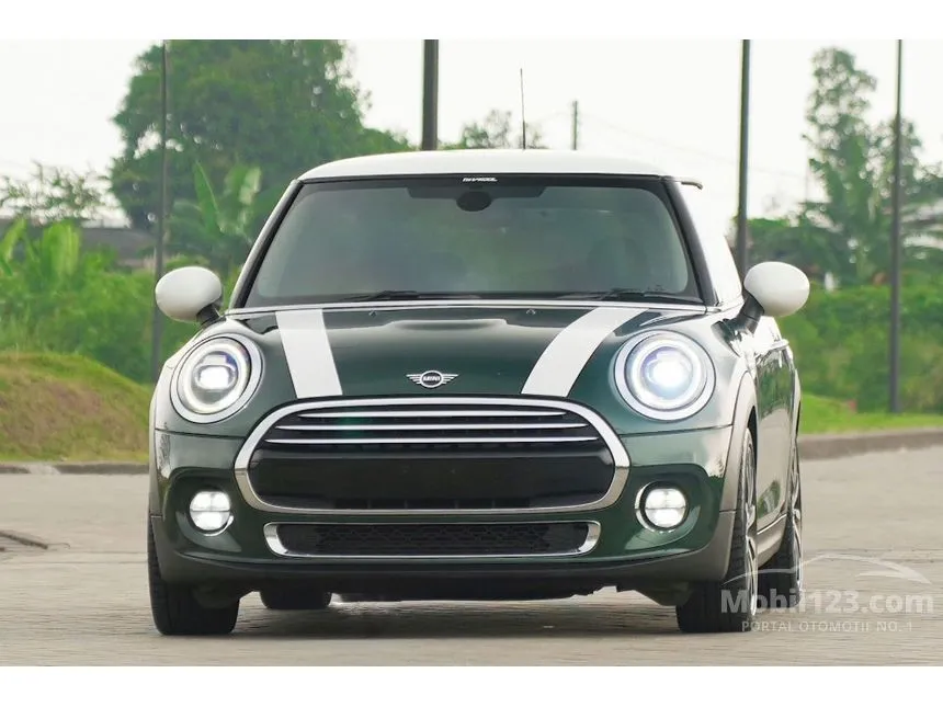2018 MINI Cooper 3 Door Hatchback