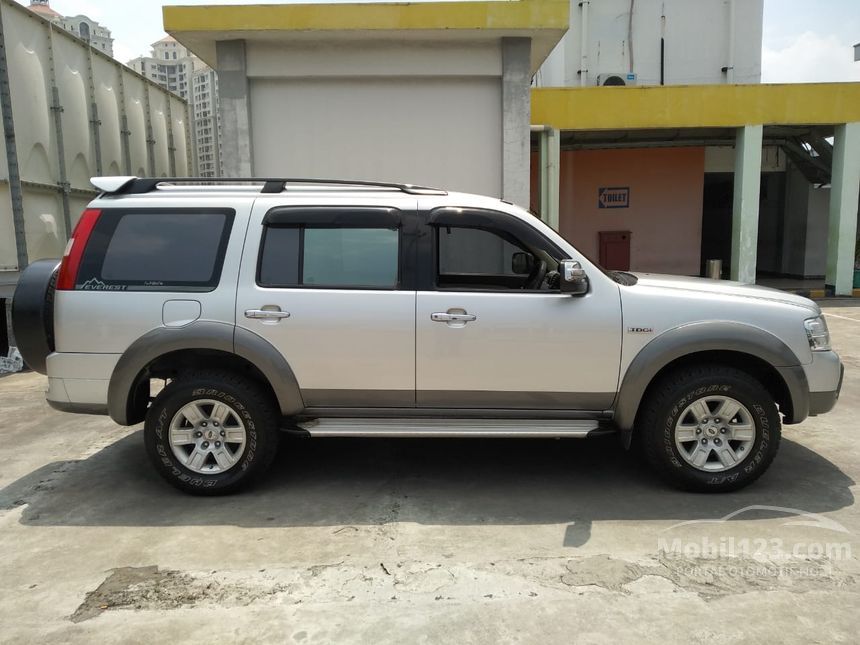  Jual  Mobil  Ford  Everest  2008 XLT 2 5 di DKI Jakarta 