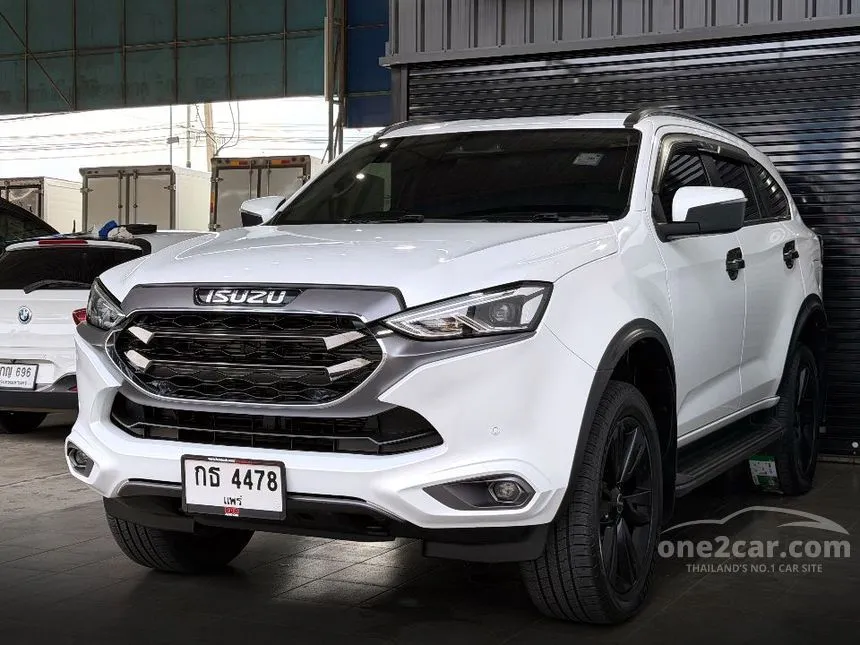 2023 Isuzu MU-X Phantom Collection Ultimate SUV