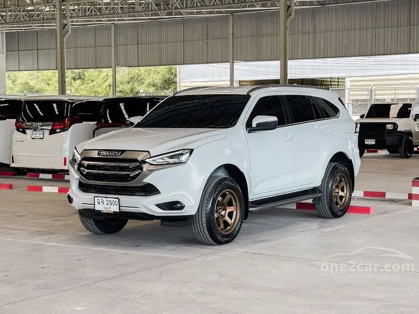 2021 Isuzu MU-X Ultimate SUV
