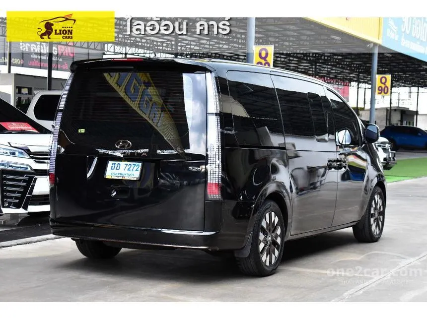 2022 Hyundai Staria Premium Van