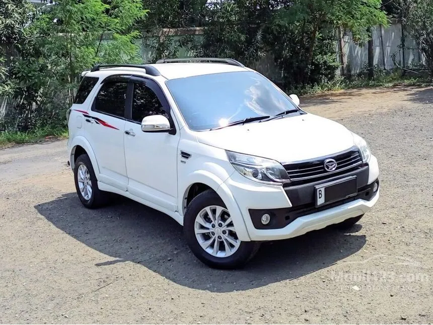 Jual Mobil Daihatsu Terios 2015 R 1.5 di DKI Jakarta Automatic SUV Putih Rp 133.000.000