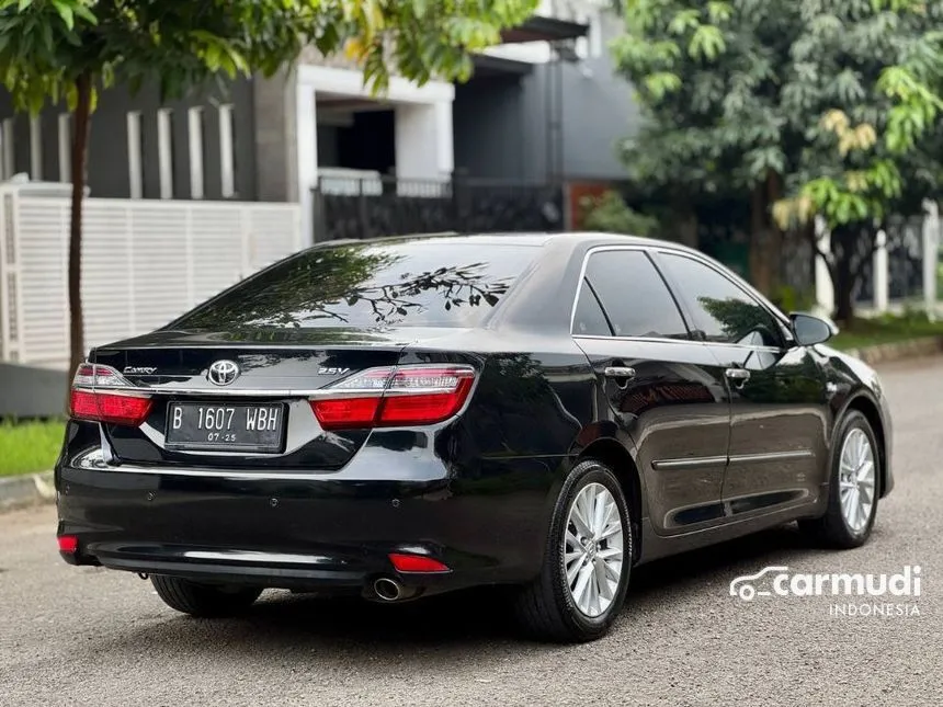 2016 Toyota Camry V Sedan