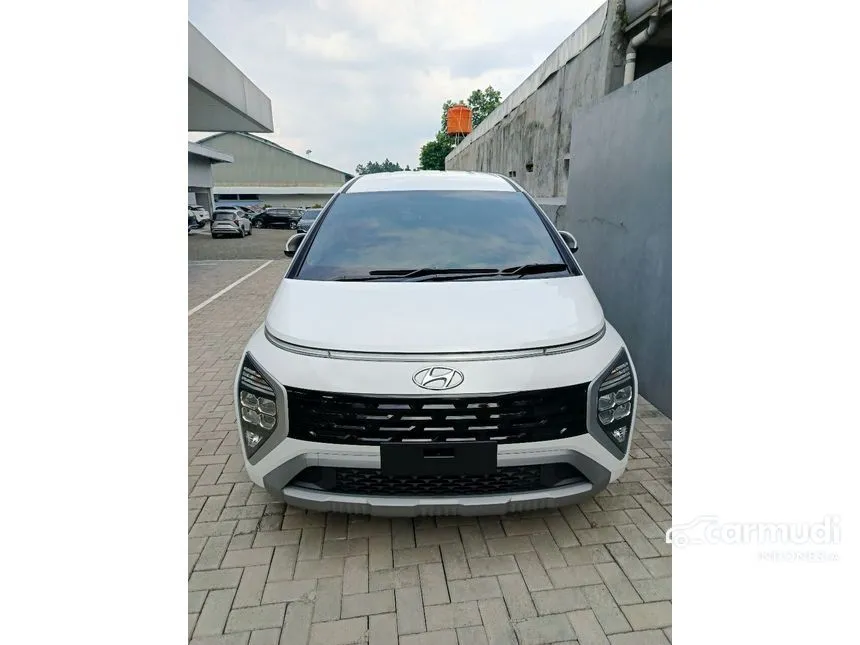 Jual Mobil Hyundai Stargazer 2024 Essential 1.5 di Jawa Barat Automatic Wagon Putih Rp 246.000.000