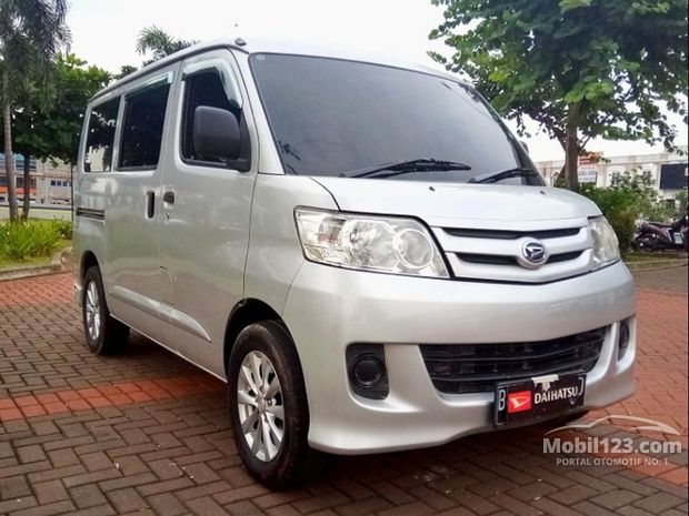 Luxio - Daihatsu Murah - 79 mobil bekas dijual - Mobil123