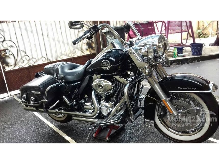 Jual Motor Harley Davidson Touring 2010 1.7 di DKI Jakarta 