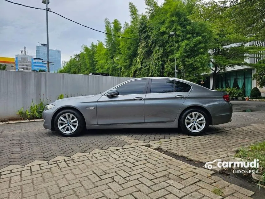 2013 BMW 520i Luxury Sedan