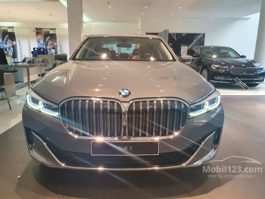 Jual Mobil  BMW  740Li 2021 3 0 di DKI Jakarta Automatic 