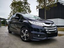 2015 Honda Odyssey 2.4 Absolute, Sunroof, 7seat, 2 powerdoor, 3360 camera, full leather