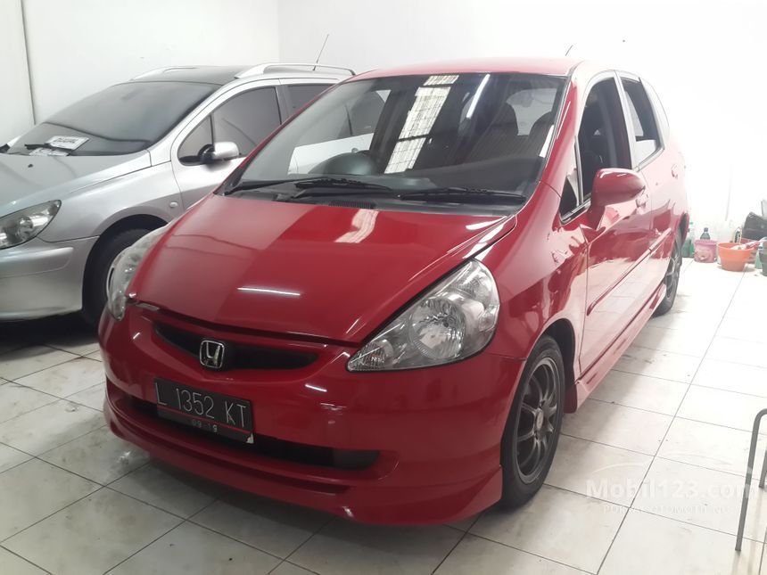 Jual Mobil  Honda Jazz  2005  VTEC  1 5 di Jawa Timur 