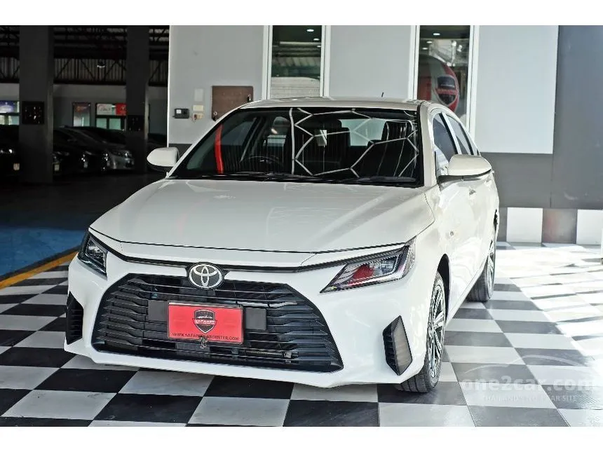 2024 Toyota Yaris Ativ Sport Sedan