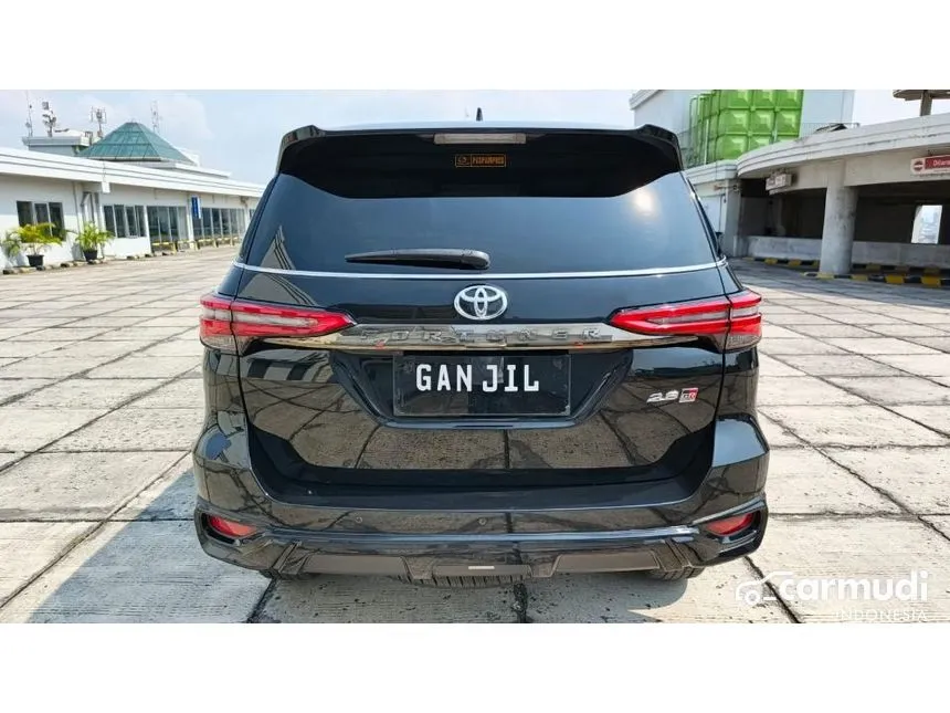 2022 Toyota Fortuner GR Sport 4X2 SUV