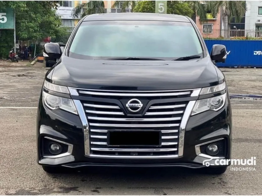 2014 Nissan Elgrand Highway Star MPV