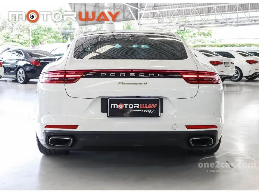2018 Porsche PANAMERA 4 E-Hybrid Sedan