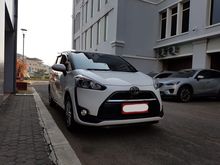 2017 Toyota Sienta 1.5 V MPV TDP 30jt