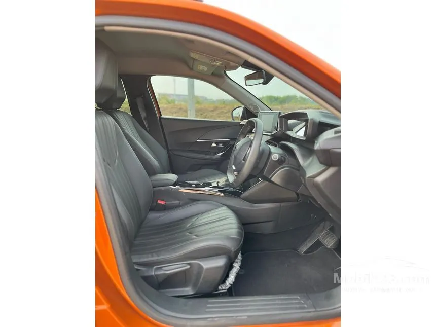 2022 Peugeot 2008 Allure SUV
