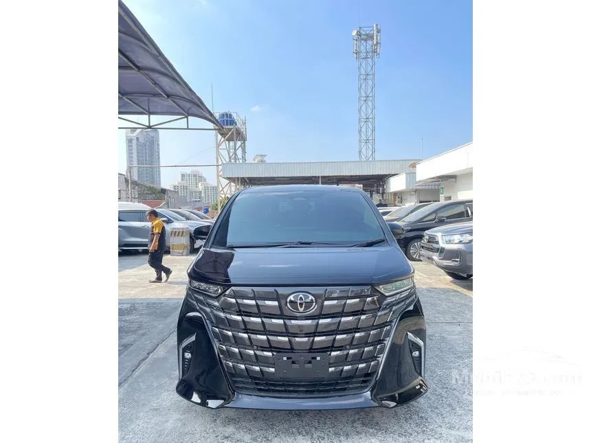 Jual Mobil Toyota Alphard 2024 HEV (Non Premium Color) 2.5 di Banten Automatic MPV Hitam Rp 1.368.000.000