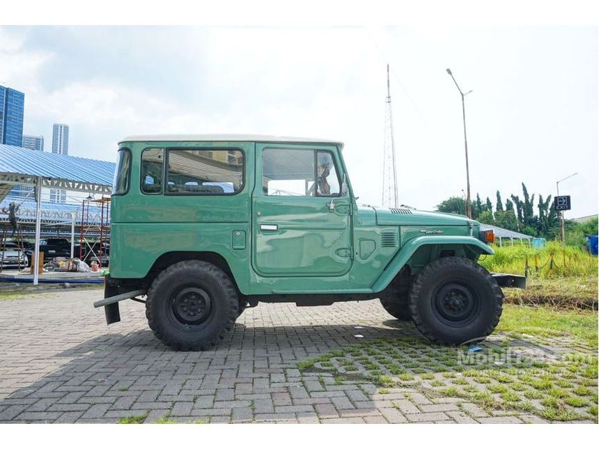 Jual Mobil Toyota  Land Cruiser 1979 Hardtop  4 2 di Jawa 