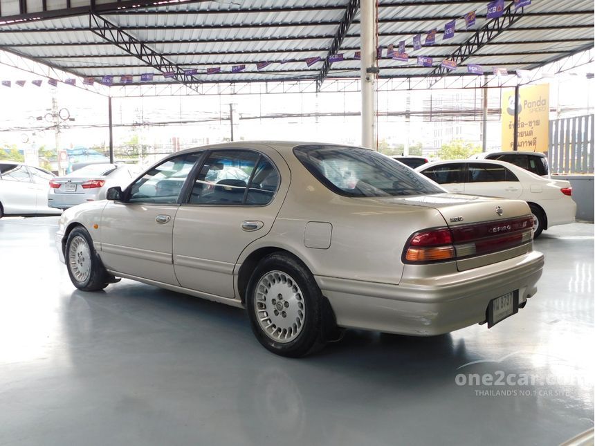 Nissan cefiro 1998