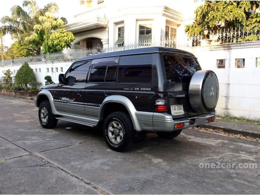 Mitsubishi Pajero 1996 GLS 3.5 in กรุงเทพและปริมณฑล Automatic SUV สีเทา ...