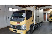 2011 Mitsubishi CANTER Trucks