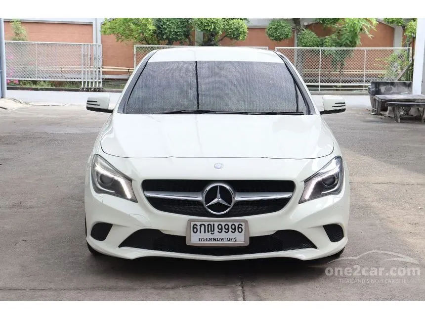 2015 Mercedes-Benz CLA200 Urban Coupe