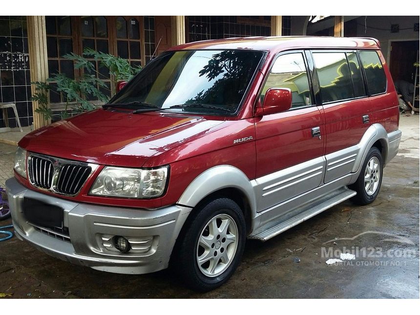 Jual Mobil Mitsubishi Kuda 2003 Grandia 2.0 di Jawa Timur Manual MPV