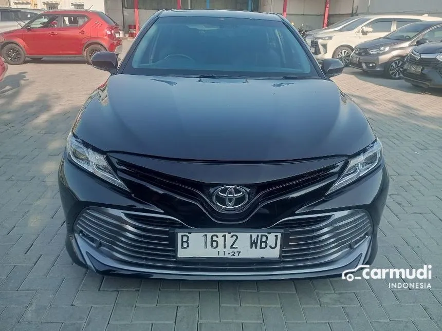 2021 Toyota Camry V Sedan