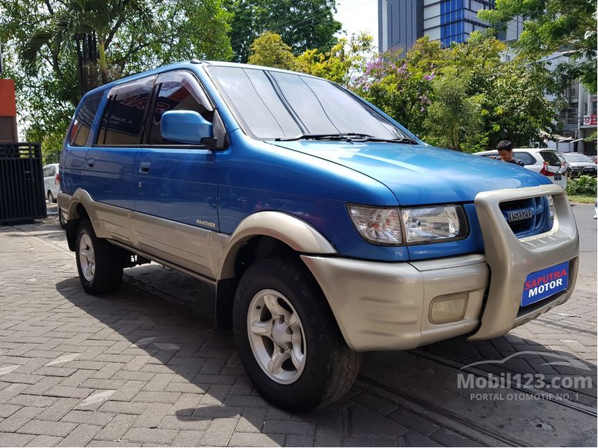 Jual Mobil  Isuzu  Panther  2004  TOURING  2 5 di Jawa Timur 