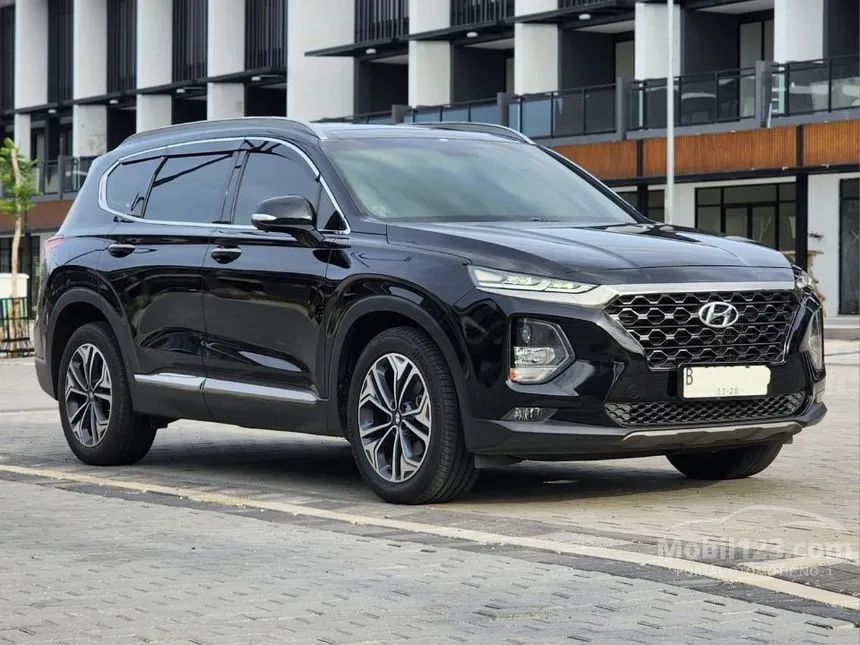 Jual Mobil Hyundai Santa Fe 2018 XG CRDi 2.2 di Banten Automatic SUV Hitam Rp 368.000.000