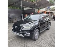 2024 Toyota Fortuner 2.4 G SUV READY STOCK FORTUNER G 2.4 AT HITAM 2024 AUTO2000 SETIABUDI BANDUNG JAKARTA SURABAYA SEMARANG