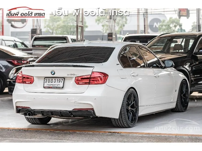 2018 BMW 330e Sedan