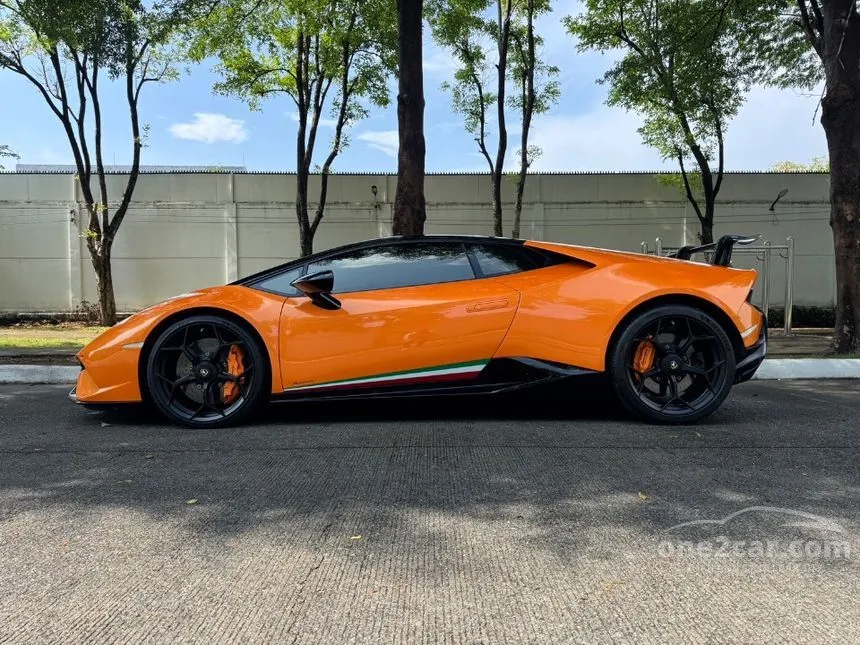 2019 Lamborghini HURACAN Performante Coupe