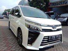 2018 Toyota Voxy 2.0 R80 Wagon