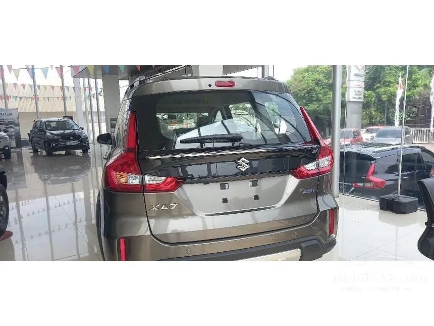 Jual Mobil Suzuki XL7 2024 BETA Hybrid 1.5 di Jawa Barat Automatic Wagon Abu