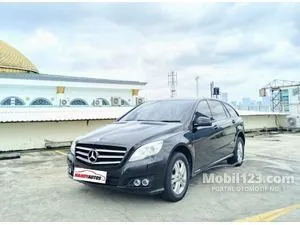 2011 Mercedes-Benz R300L 3.0 Family Wagon