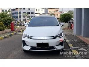2025 BYD M6 0.0 Superior Captain 6-seater MPV
