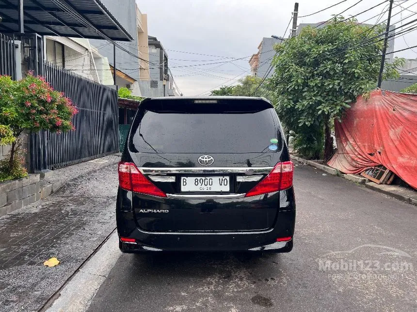 2012 Toyota Alphard G MPV