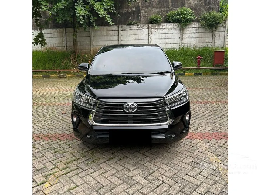 2022 Toyota Kijang Innova V MPV
