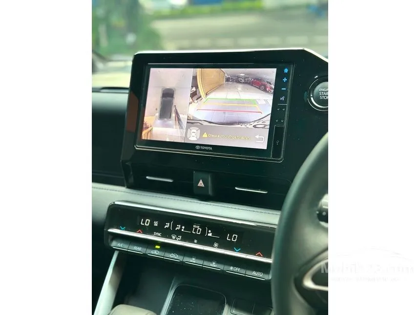 2024 Toyota Voxy (Premium Color) MPV