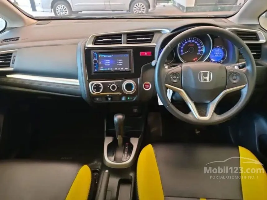 2015 Honda Jazz RS Hatchback