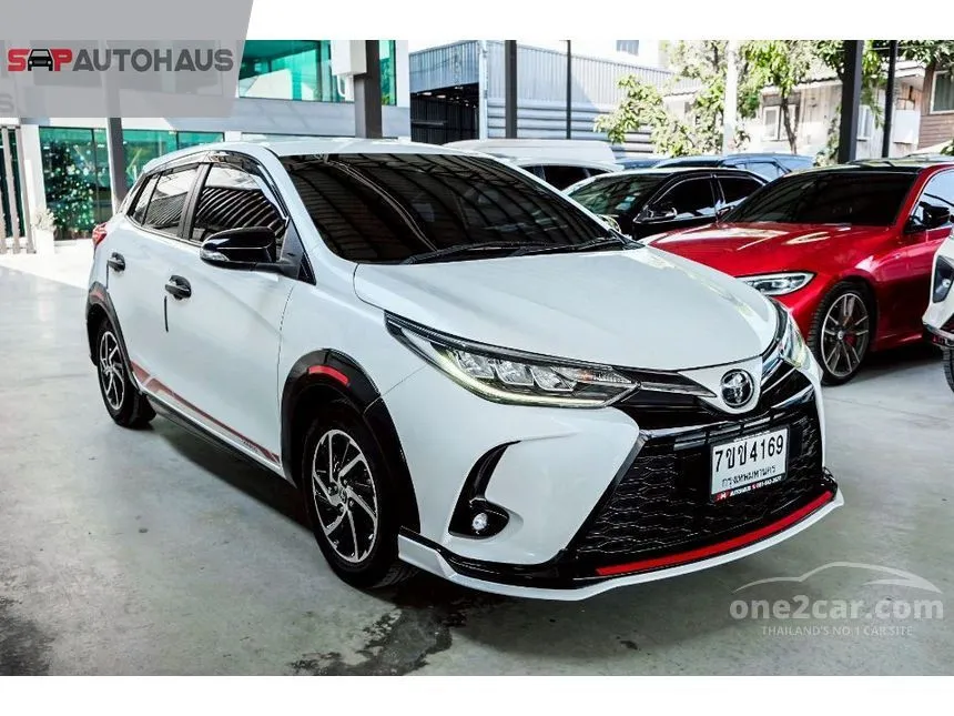 2021 Toyota YARIS Sport Premium Hatchback