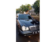 1996 Mercedes-Benz E320 3.2 W124 3.2 L6 Automatic Sedan #jualcepatpemiliklangsung