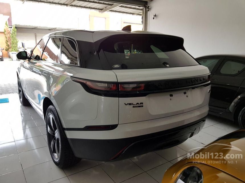 Jual Mobil Land Rover Range Rover Velar 2017 R-Dynamic SE 