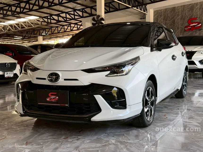 2023 Toyota YARIS Premium S Hatchback