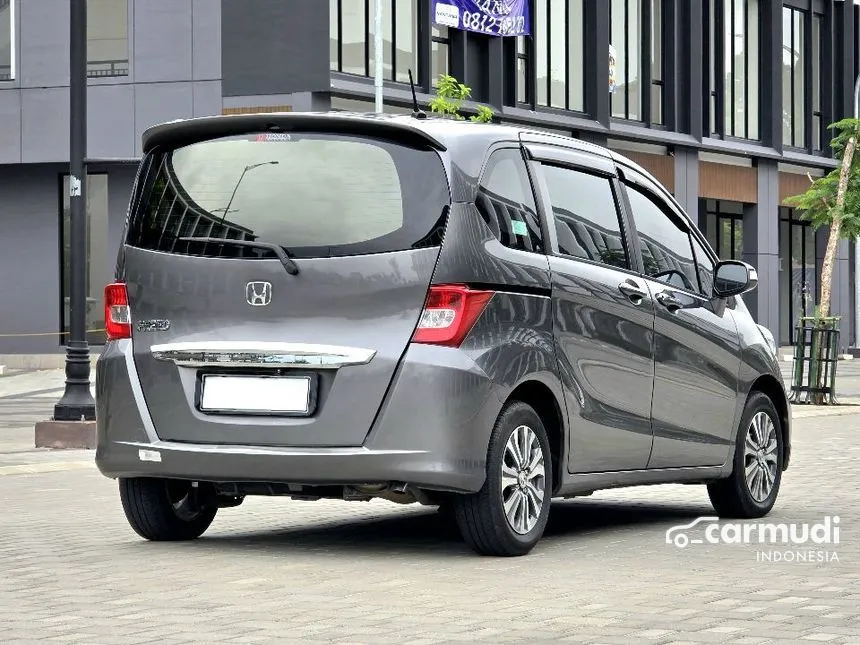 2012 Honda Freed Power Sliding Door MPV