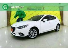 2015 Mazda 3 2.0 (ปี 14-17) S Sports Hatchback AT