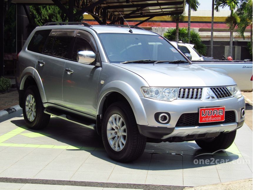 Mitsubishi pajero sport 2009