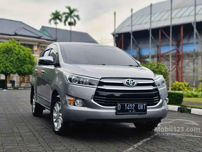 Jual Mobil Toyota Kijang Innova 2018 V 2.4 di Jawa Barat Automatic MPV Silver Rp 389.000.000